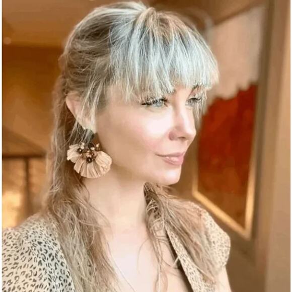 Oscar de la Renta Beige Raffia Beaded Drop Earrings - Picture 3 of 8
